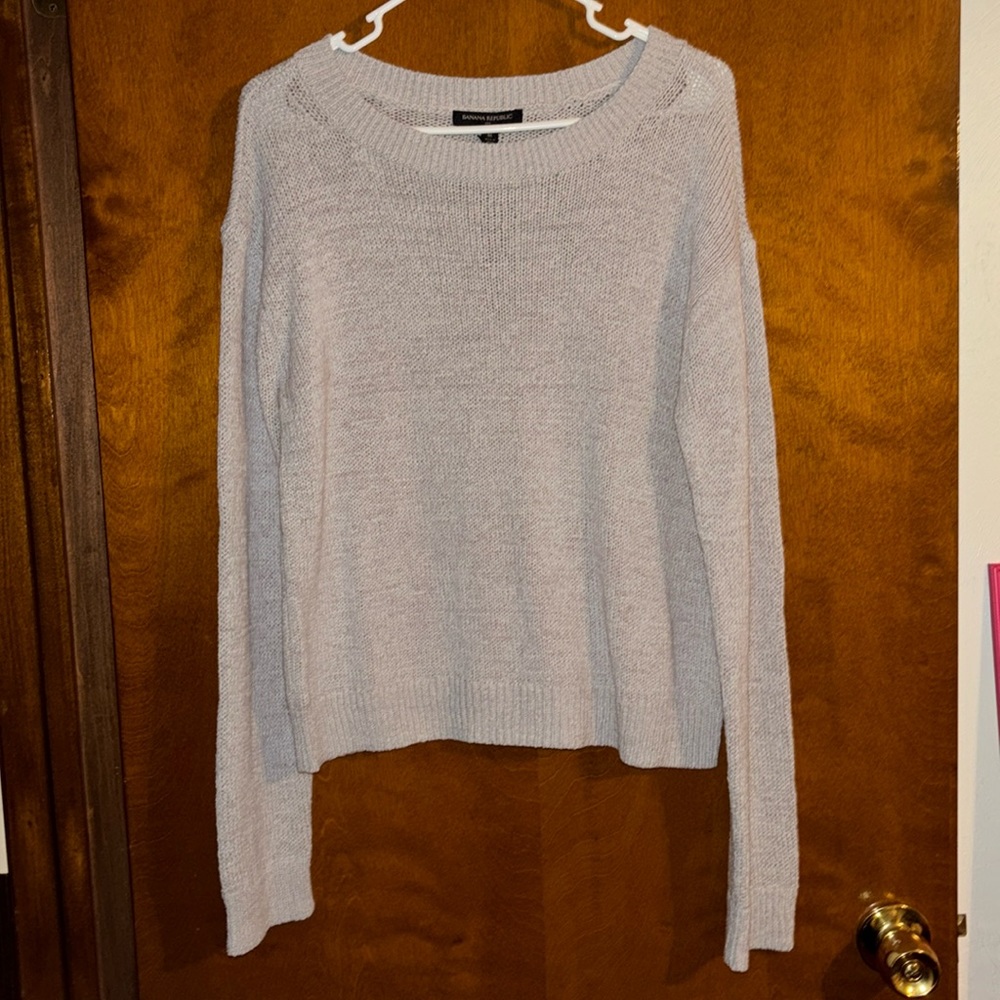 Banana republic grey knit sweater brand new with tags size medium